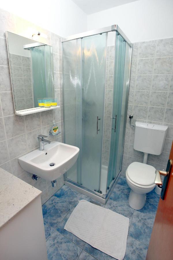 Dino Studio And Room Apartments Portorož Exterior foto